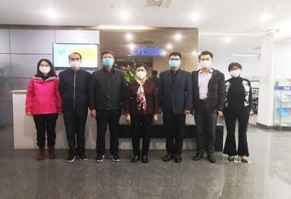 乐山市人大常委会副主任刘绍清一行莅临yy易游官网光电视察领导疫情防控和复工复产工作